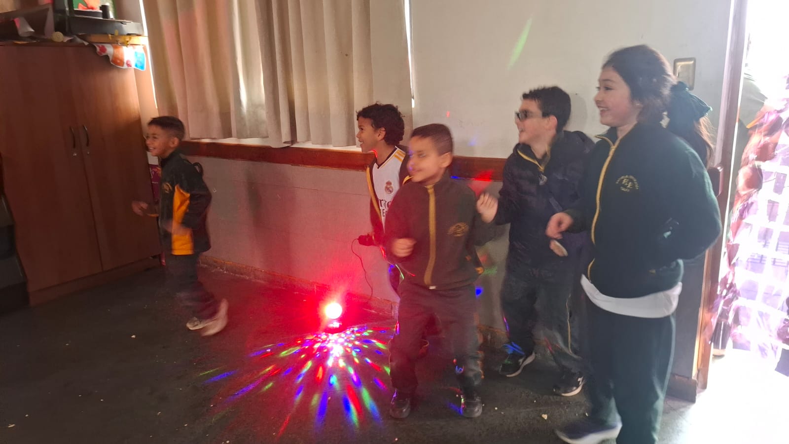 Imagen de 🌟 Celebrando la Alegría de Ser Niños 🌟